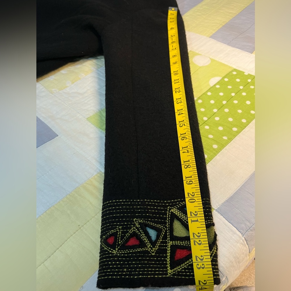 Icelandic Jacket with Embroidery Details - SIZE LARGE - Picture 15 of 15